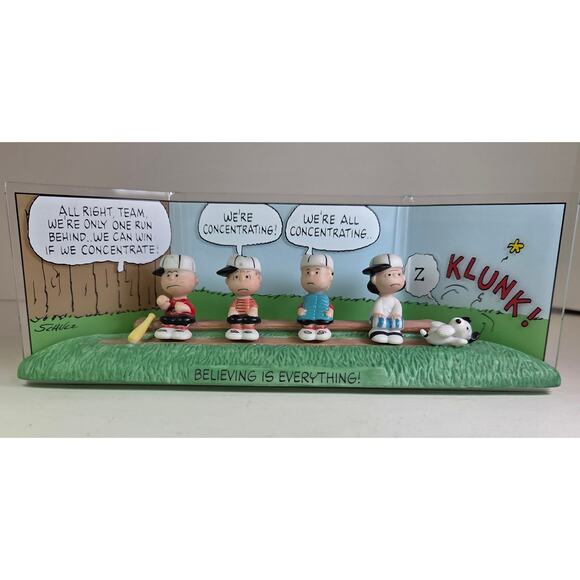 Hallmark Peanuts Gallery The Winning Team Baseball Figurine Snoopy 2000 LE - Picture 1 of 13